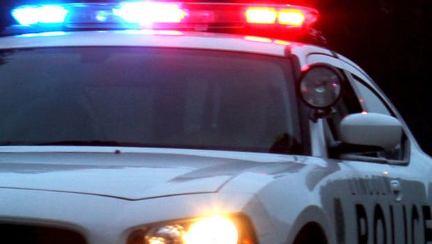 Police looking for suspect who bailed from car during chase in north Lincoln